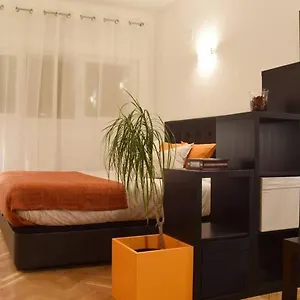 Estudio Acogedor Y Luminoso Madrid