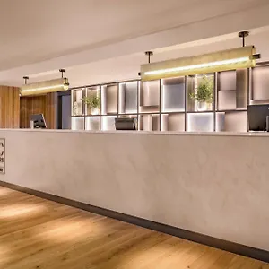 Ac Avenida De America By Marriott Отель